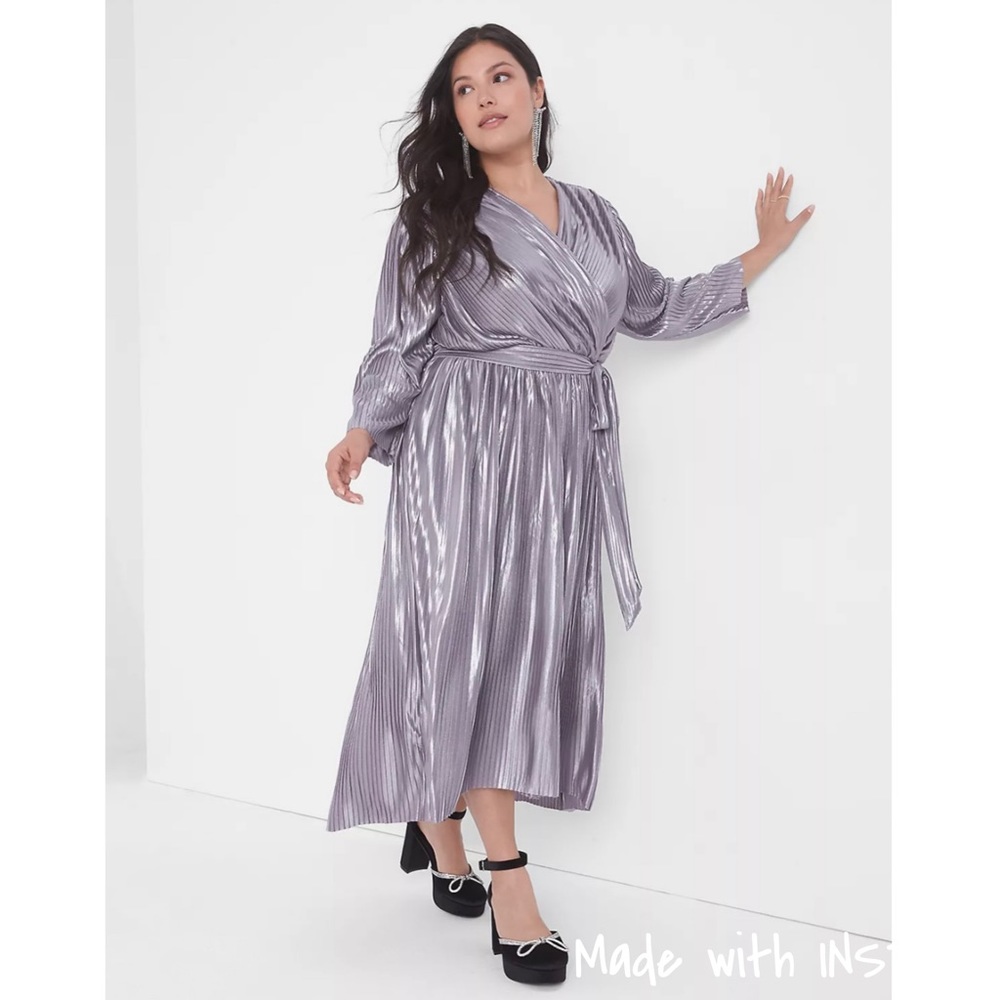 NWT Lane Bryant 3/4 Sleeve Surplice Higt
Low Midi